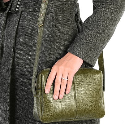 دانشجویی جوان